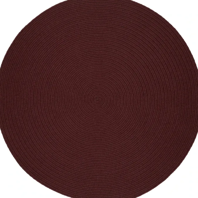 Mount Mansfield Indoor/Outdoor Solid Color Braided Round Rug