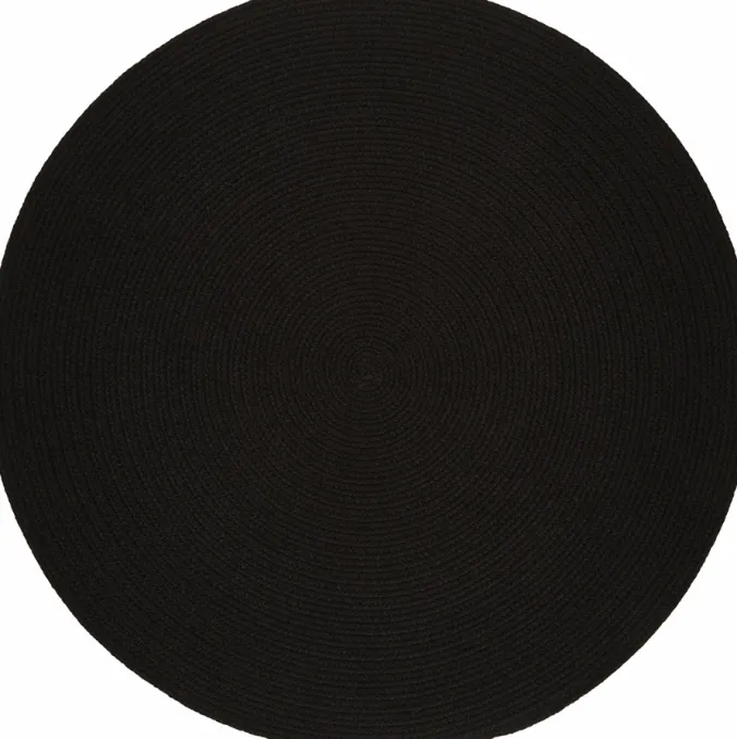 Mount Mansfield Indoor/Outdoor Solid Color Braided Round Rug