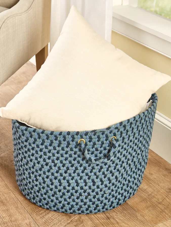 Mount Mansfield Indoor/Outdoor Multicolor Braided Basket