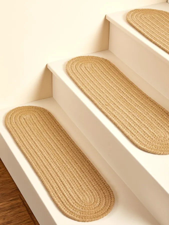 Mount Mansfield Solid Braided Oval Stair Tread, Set of 13