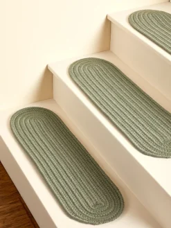 Mount Mansfield Solid Braided Oval Stair Tread, Set of 13