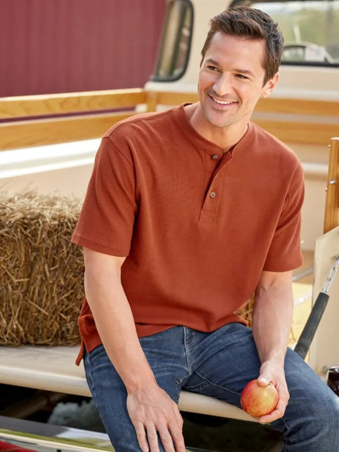 Orton Brothers Short-Sleeve Waffle-Knit Henley