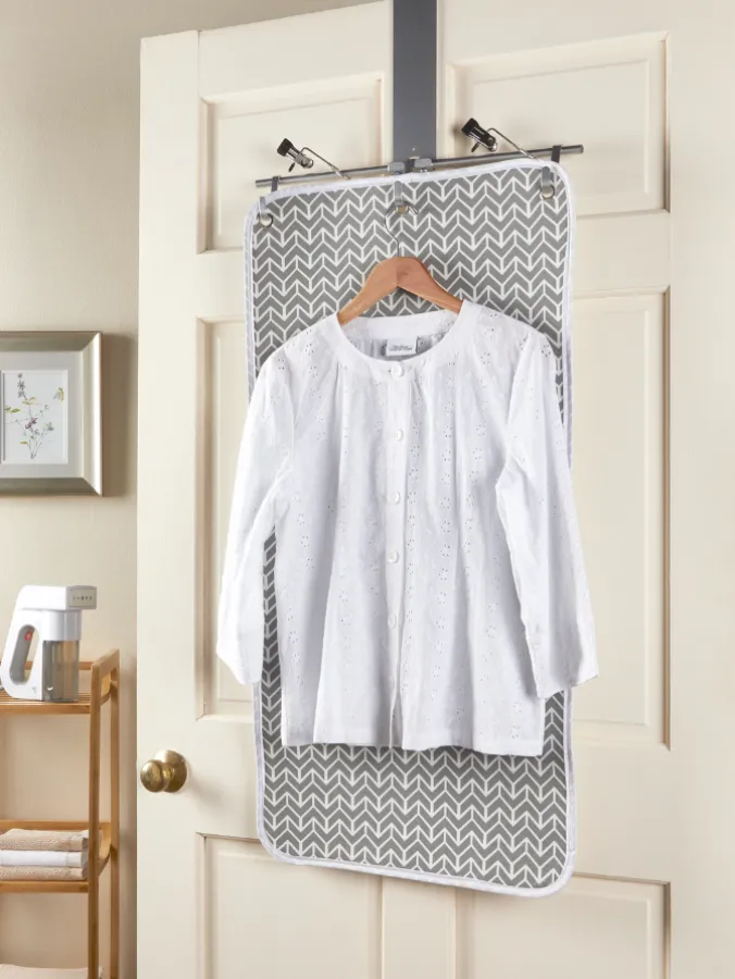Over-the-Door Garment Steam Station