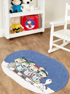 Peanuts Christmas Caroling Braided Cotton Throw Rug