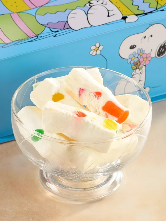 Peanuts Easter Beagle Pick-Your-Fill Tin