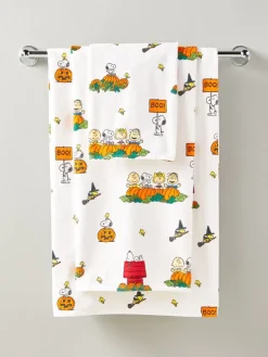 Peanuts Great Pumpkin Halloween Portuguese Cotton Bath Towel Collection