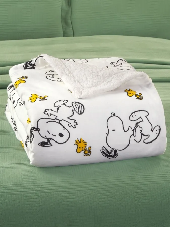 Peanuts Snoopy and Woodstock Flannel and Sherpa Blanket or Throw