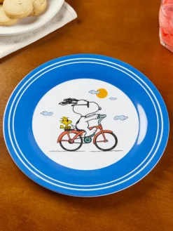 Peanuts Snoopy Melamine Plates, Set of 4