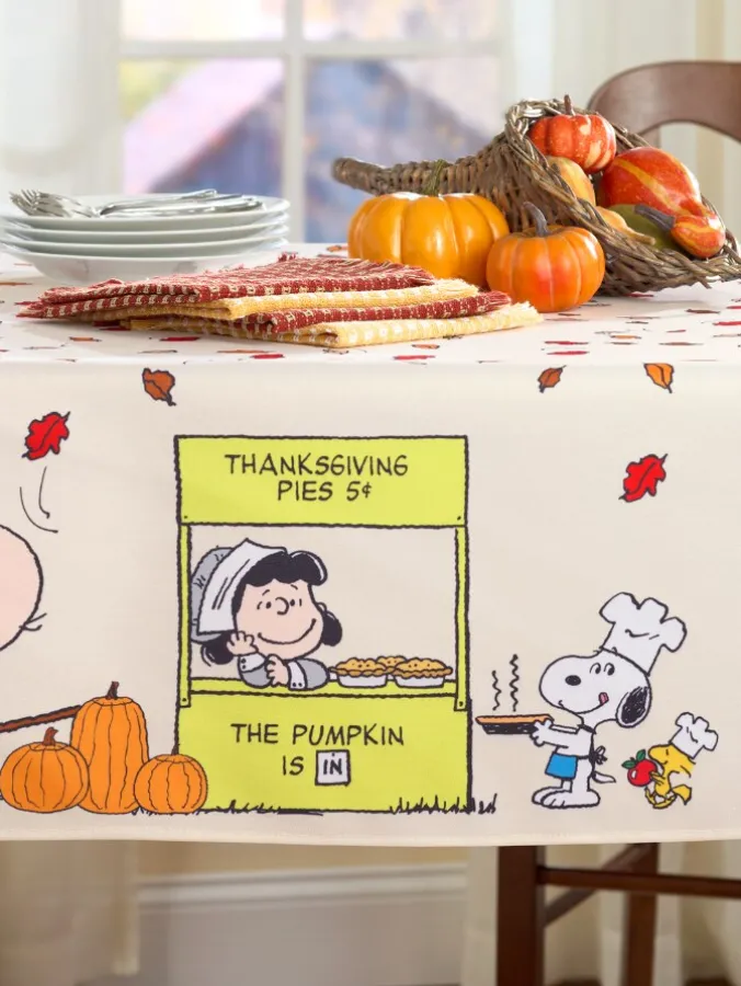 Peanuts Thanksgiving Matte-Finish Oilcloth Tablecloth