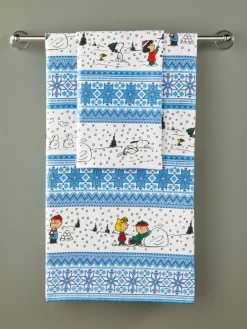 Peanuts Winter Wonderland Nordic Print Cotton Bath Towel Collection