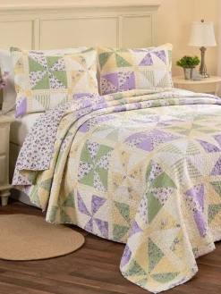 Pinwheel Print Quilted Cotton Bedspread or Pillow Sham