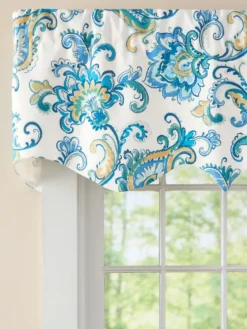 Regal Paisley Lined Rod Pocket Scalloped Valance