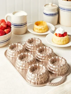 Shortcake Baskets Aluminum Baking Pan