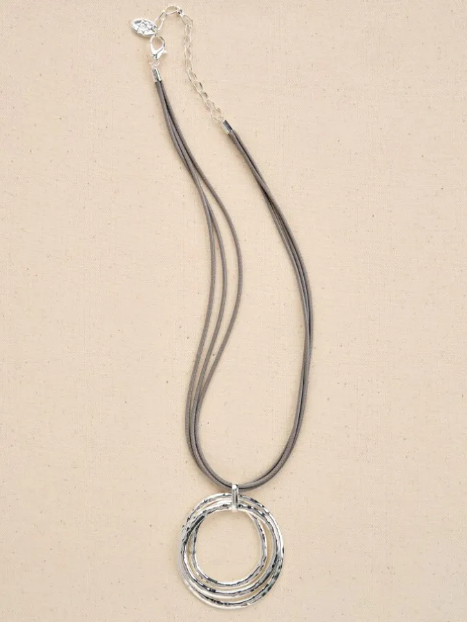 Silver Triple Circle Pendant Necklace