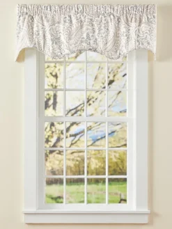 Simply Paisleys Rod Pocket Scalloped Valance