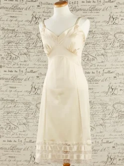 Snip-to-Fit Nylon Full Slip