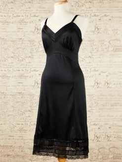 Snip-to-Fit Nylon Full Slip
