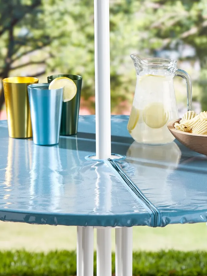 Stay-Put Oblong Elasticized Oilcloth Umbrella Tablecloth