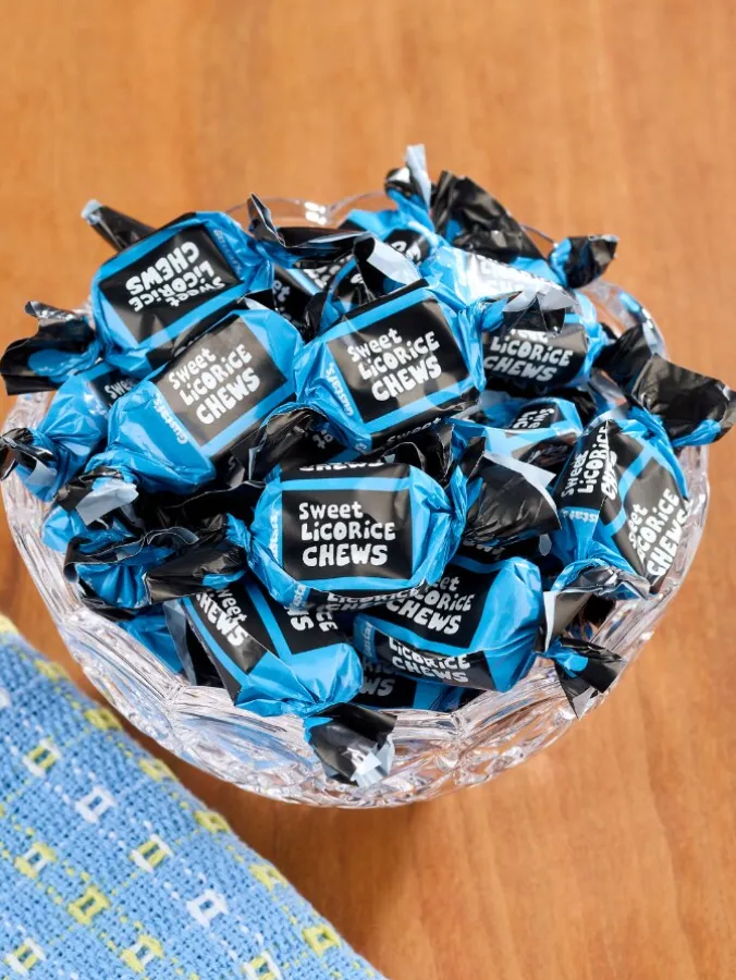 Sweet Black Licorice Candy Chews, 1.5 Pound Bag
