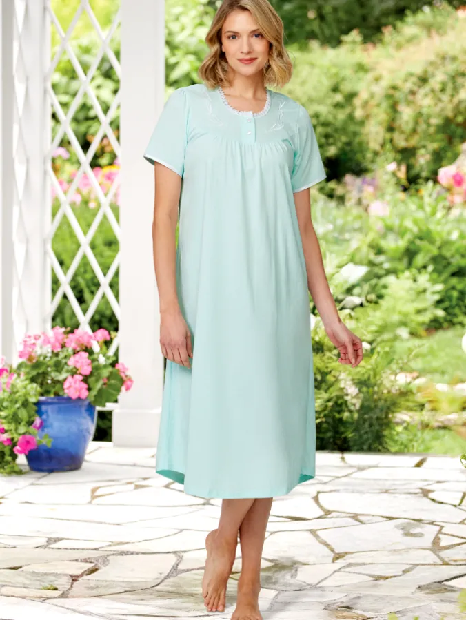 Sweet Dreams Short-Sleeve Jersey Cotton Nightgown