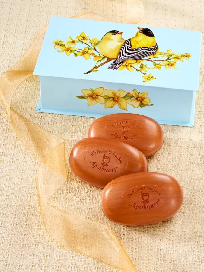 Sweet Goldfinch Sandalwood Soap Gift Tin