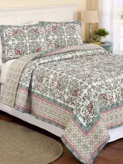 Swirling Floral All-Cotton Oversized Quilt