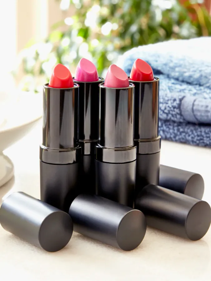 Tabu Long-Lasting Lipstick