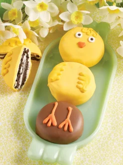 Three-Piece Oreo Cookie Chick