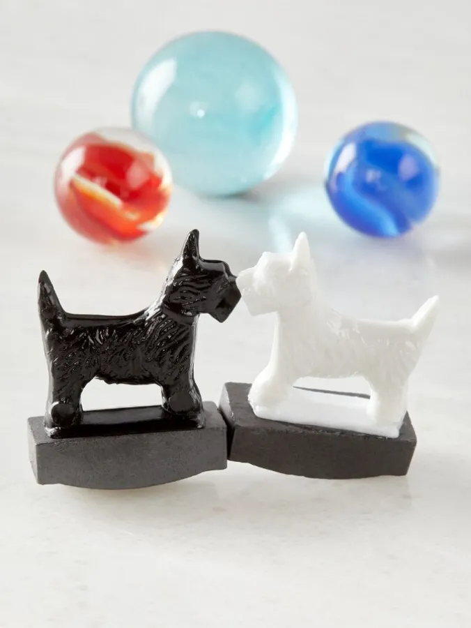 Tricky Dogs