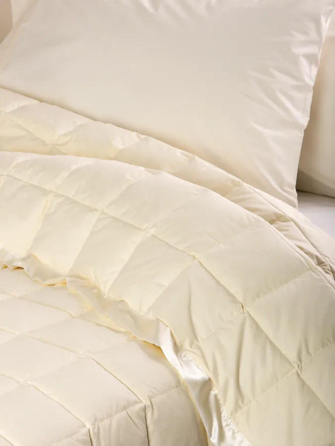 Ultra Down Blanket