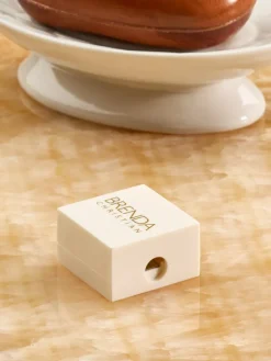 Universal Precise Blade Makeup Pencil Sharpener