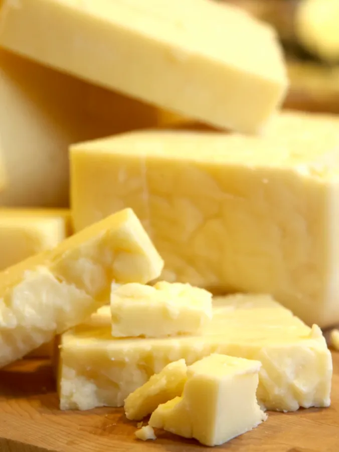 Vermont Smoked Horseradish Cheddar, 1-1/2 Pounds