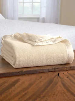 Washable Merino Wool Lightweight Basketweave Blanket