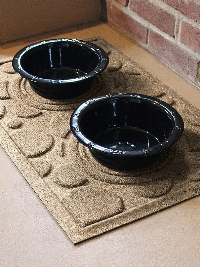 Waterhog Circles Dog Bowl Mat
