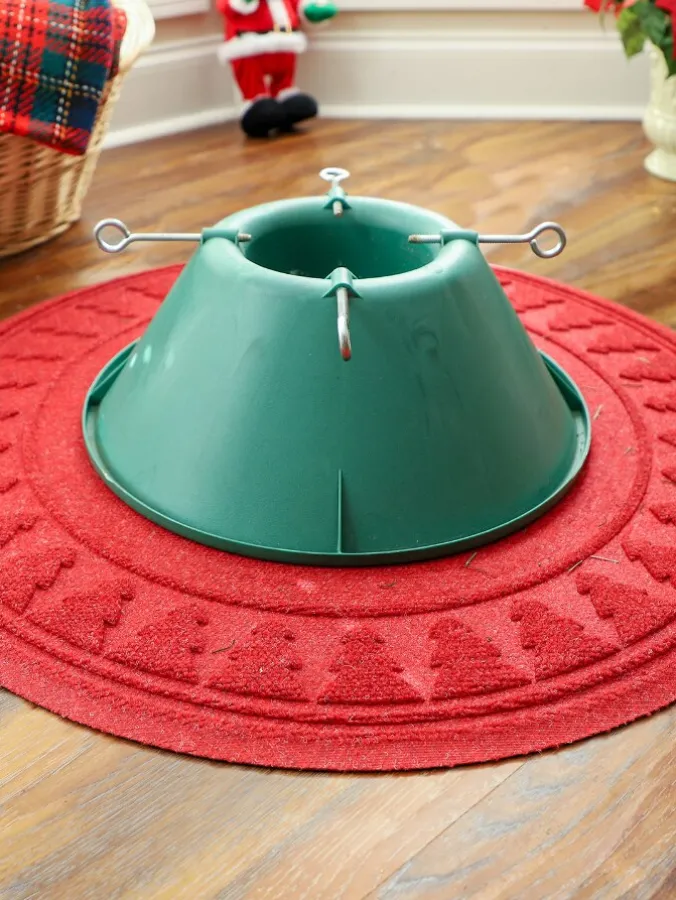 WaterHog Pine Tree Christmas Tree Floor Mat