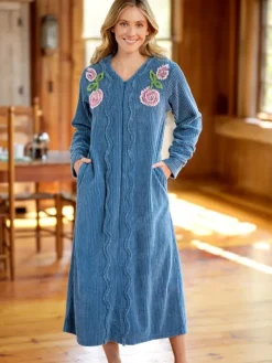 Women's Chenille Blossom 3/4 Zip-Front Robe