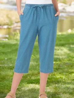 Women's Denim Capris With Button Detail