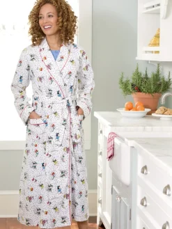 Women's Peanuts Snow Fun Wrap Robe