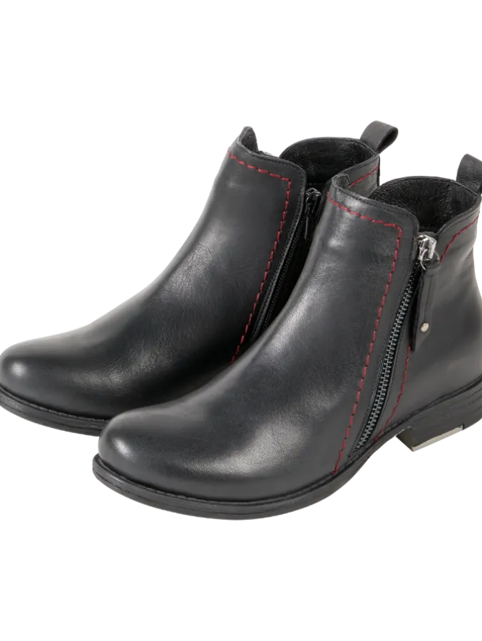 Women's Spring Step Leather Bootie